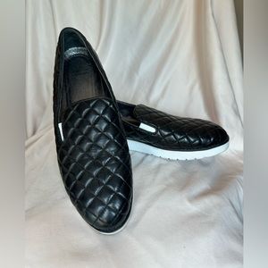 Johnston & Murphy Black Quilted Leather slip ons